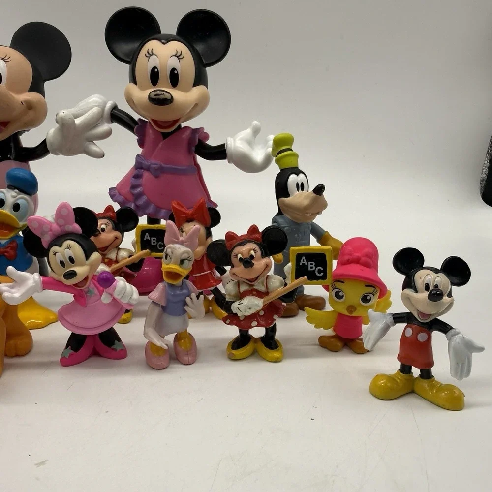 Disney Mixed Lot Of Minnie & Friends Lot Donald Goofy Daisy Pluto Cake Toppers